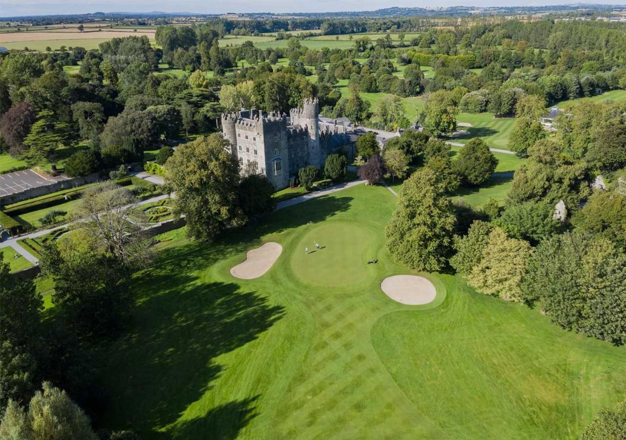 Hotel Kilkea Castle Exterior foto